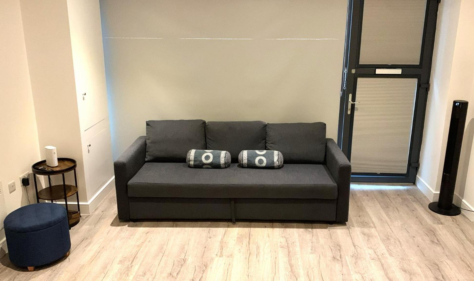 Modern Studio Flat Near Highbury & Islington Station Лондон Екстериор снимка