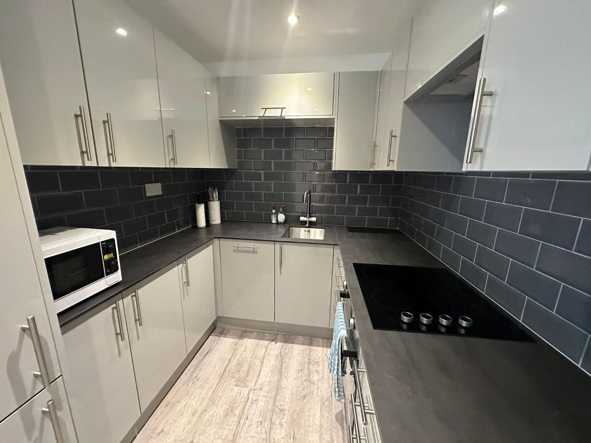 Modern Studio Flat Near Highbury & Islington Station Лондон Екстериор снимка